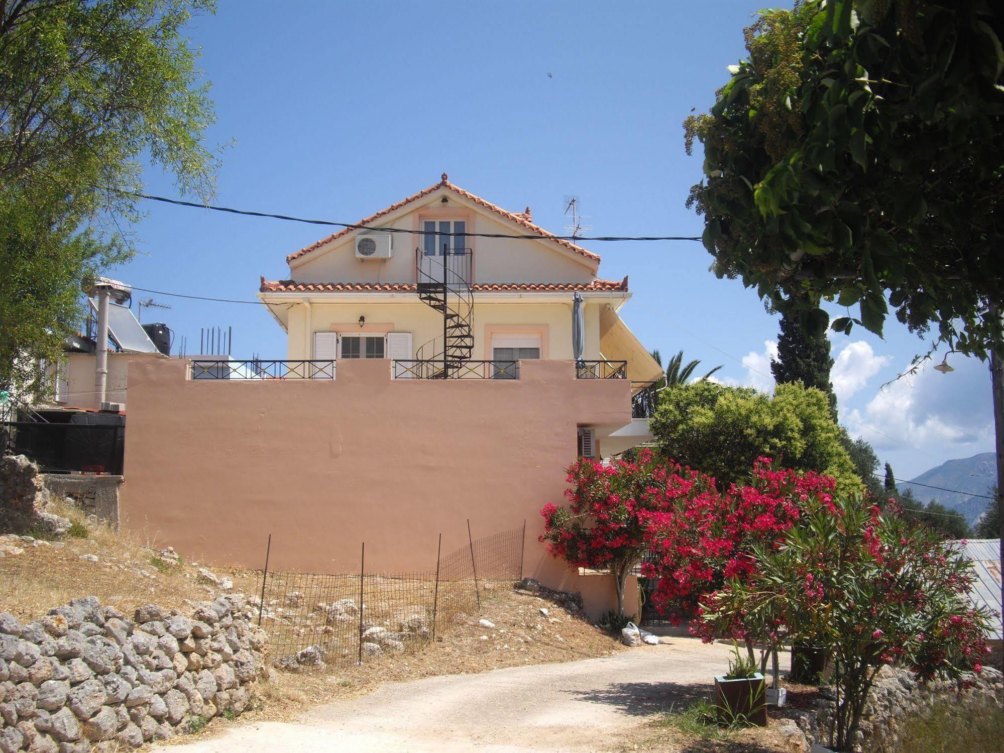 Christos Studios Zola Exterior photo